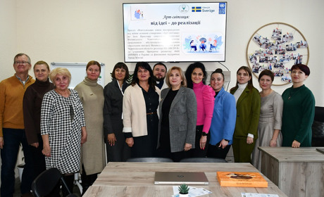 У Ніжині відкрили «Арт-світлицю» – простір для підтримки жінок, які зазнали впливу війни