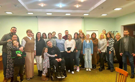 Учасник "Ліги Сміху" провів у Південному тренінг про безбар'єрне середовище