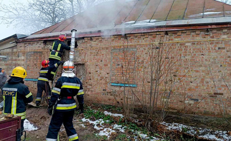 Пожежа в селі Переселення, що на Кагарличчині: горів будинок