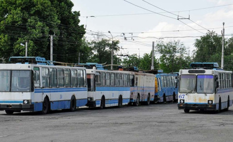 У Чернігові зупиняється рух на декількох тролейбусних маршрутах. Що сталося
