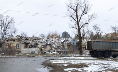 Немає будинку - немає проблем. В окупованому Сіверськодонецьку зносять багатоповерхівки