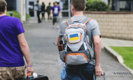 Студенти-чоловіки знову можуть навчатися за кордоном, викладачі — підвищувати кваліфікацію