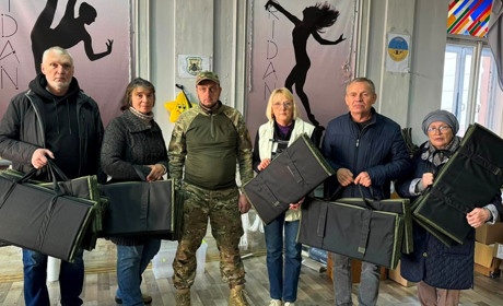 “Нескорена нація”: як волонтери з Коломиї торують шлях до перемоги