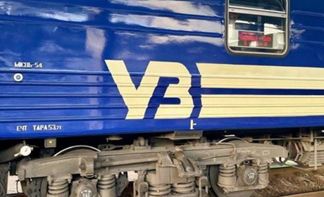 З 16 до 20 грудня на Буковині зміниться рух поїздів через ремонт колії