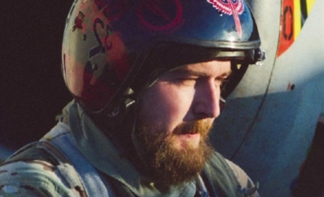 На честь загиблого пілота з Луганщини Владислава Рикова перейменували навчальну авіаційну бригаду