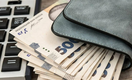 Кому в Україні платять найвищі зарплати: рівень доходів зріс на 20%