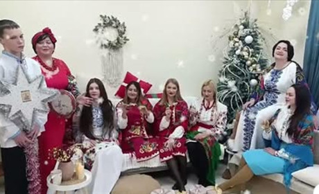 Старокостянтинівці колядують: підтримайте вподобайками відео аграрно-промислового ліцею