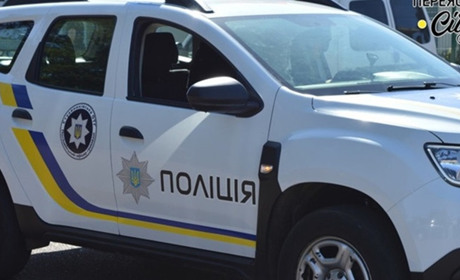 На Переяславщині водій авто врізався у заправну колонку на АЗС: хроніка поліції