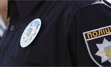 На Переяславщині 16-річний хлопець хотів замовити пуховик, а натомість втратив гроші