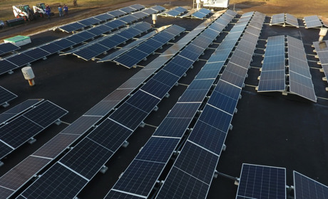 На одному з водоканалів Дніпропетровщини збудували сонячну електростанцію: відео