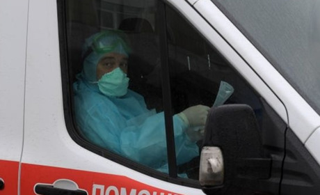 Лікарняний колапс продовжується: росіяни перетворили лікарню біля Сватового на режимний об'єкт