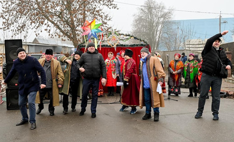 На підтримку ЗСУ: благодійні концерт та ярмарок в Кагарлику на Ринковій площі