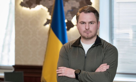 Головою Державної податкової служби став звільнений учора керівник Київщини Руслан Кравченко