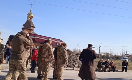 Долинська проводжатиме воїна Андрія Гітіна в останній путь