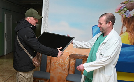 Телевізори у «ветеранські» палати Кагарлицької лікарні від благодійників