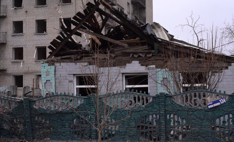 "Чекаємо миру і топимо дровами": як виживають мешканці Покровська, які залишаються у місті