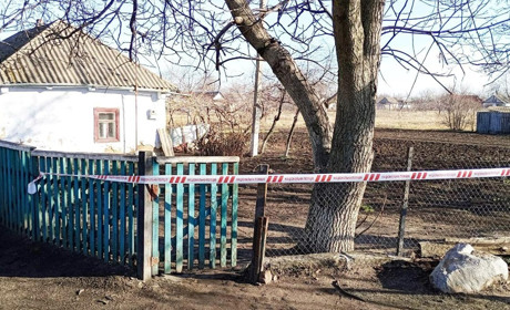 У Первомайському районі чоловіку повідомили про підозру у вбивстві односельчанки