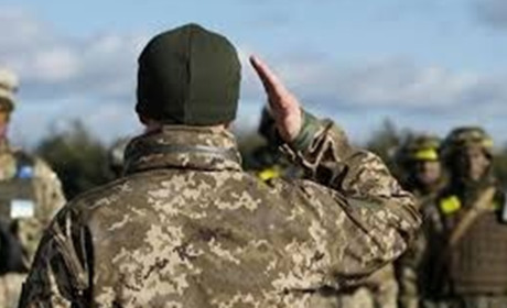 В Україні продовжили воєнний стан і мобілізацію