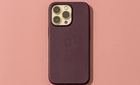 Порівняння оригінальних чохлів для iPhone 15 Pro Max з іншими моделями: що краще?