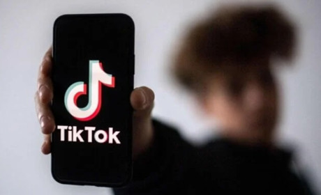 У TikTok набирає популярності небезпечний тренд: у поліції дали поради дітям і батькам