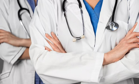 У Старокостянтинові на роботу потрібні лікарі різних спеціальностей