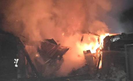 На Полтавщині уламки безпілотника пошкодили будинки, авто та спричинили пожежу