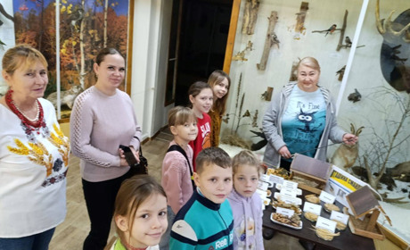 У музей на виставку «Щедра годівниця» завітали гості