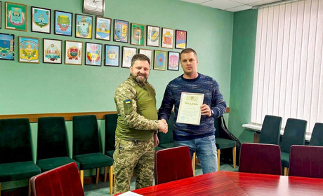 Від ЗСУ - Подяка, від бандуриста-захисника - пісні: незвичайний візит до Кагарлицької міськради