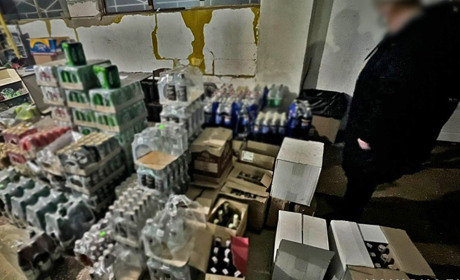 На Гуляйпільщині виявили незаконну торгівлю алкоголем: вилучено 800 літрів