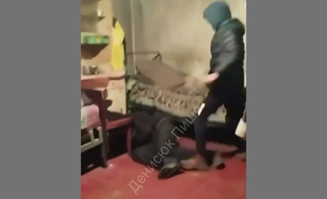 У Вознесенську підлітки побили інваліда та зняли це на відео: поліція