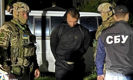 Підпалив три позашляховики ЗСУв Долині: на Прикарпатті судитимуть молодика
