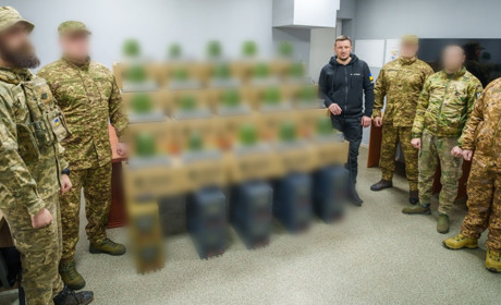 Військові на Херсонщині отримали багатодіапазонні системи для вдосконалення радіоелектронної оборони