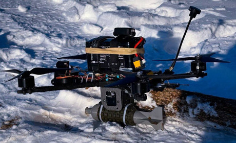 У Глухові внаслідок удару FPV-дроном поранено чоловіка, пошкоджено дві автівки