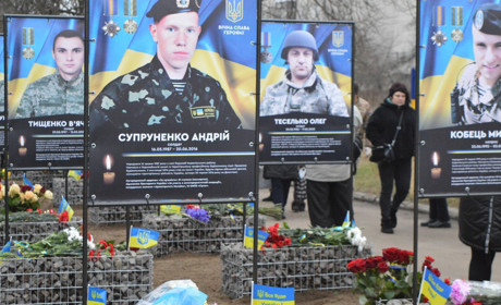 У Корюківці відкрили Алею Героїв на честь земляків, які загинули під час російсько-української війни