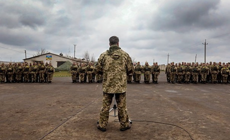 Мобілізація і воєнний стан — до 9 травня. Президент підписав відовідні закони