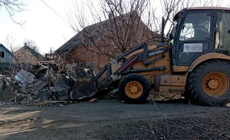 Нікополь знову під ворожими обстрілами: пошкоджено десятки будинків, є поранені