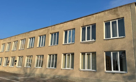 У Сичавській гімназії повністю замінили всі старі вікна (ФОТО)