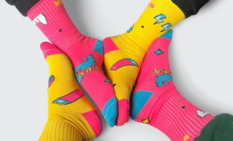 Друк на шкарпетках: стильний і нестандартний спосіб реклами