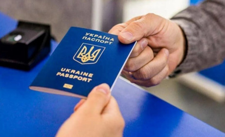 Військовозобов’язані українці зможуть отримати паспорти за кордоном без додаткових документів