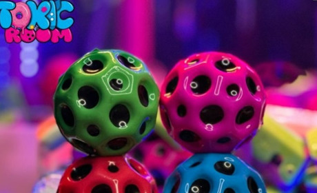 Moon Ball: історія, особливості та переваги цієї унікальної іграшки