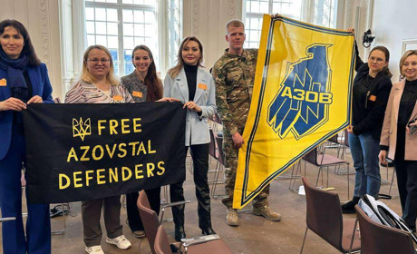 Журналістка Ксенія Мініна побувала у парламенті Данії, де триває дискусія про підтримку України