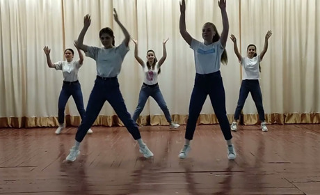 Колаборанти створили у Скадовську "федерацію танців" під керівництвом підозрюваної у держзраді