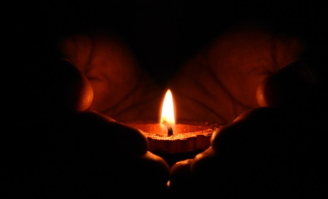 Біль не втамувати: Старокостянтинівська громада на війні втратила 22-річного ГЕРОЯ. Коли прощання