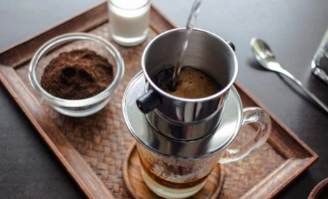 Приготування кави по-в'єтнамськи