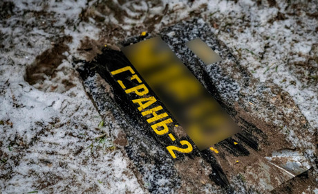 Нічні вибухи на Хмельниччині: відключення світла, пошкоджені будинки та автівки (фото)