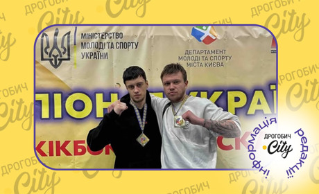 Я удев’яте чемпіон, брат — увосьме: кікбоксери Олег і Остап Павляки перемогли на чемпіонаті України
