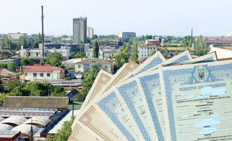 Бердянці досі активно оформлюють українські свідоцтва для дітей, народжених в окупації