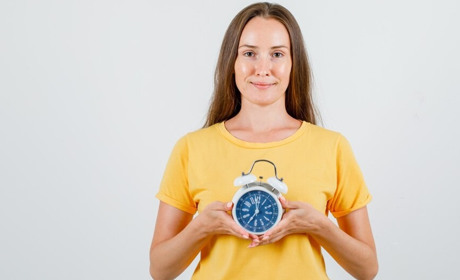 Перехід на літній час 2025: чи буде Україна переводити годинники?