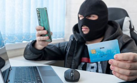 Інтернет-шахраї ошукали жителів Херсонщини на понад 40 тисяч гривень