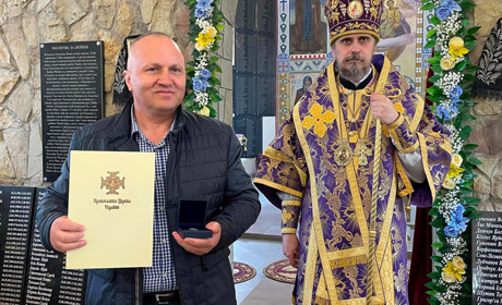 На Кременеччині до храму-пантеону передали мощі святої праведної Анни